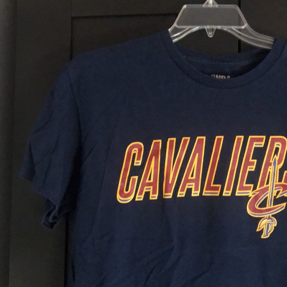 Navy Cleveland Cavaliers NBA shirt size Large - Picture 2 of 12